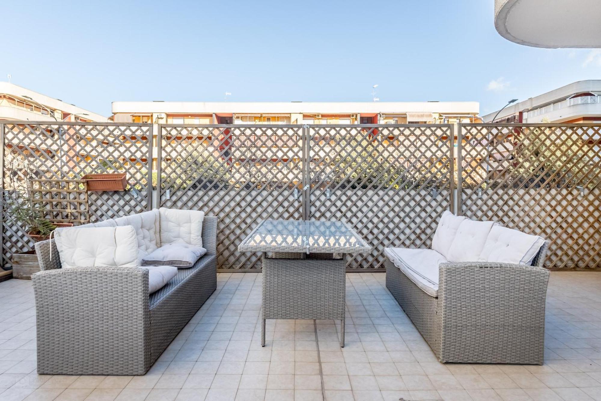 Porte Di - With Cozy Terrace Appartamento